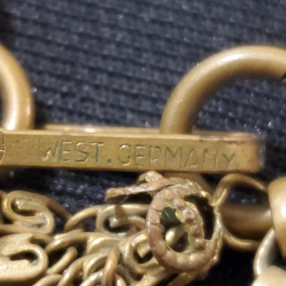 Antique 1940s Gold West Germany Floral Metal Artwork Necklace with Glass Stones - Picture 5 of 5